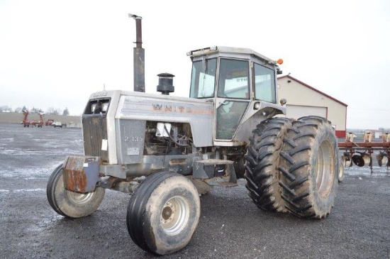 White 2-135 Field Boss tractor w/ 3 remotes, 540 PTO, 3pt. 2wd, 5- front weights, 20.8-38 rear tires