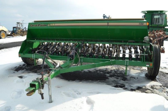 Great Plains 1300 grain drill, double openers, 7.50-20 marker tires