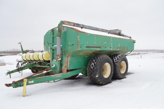 Houle 5,000 gal liquid manure spreader, 18L-26 rubber, hyd suspention, new