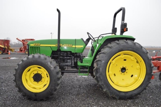 JD 5510 w/ 4wd, synco shuttle, 2 remotes, 540 PTO, 15.5-38 rear rubber (hou