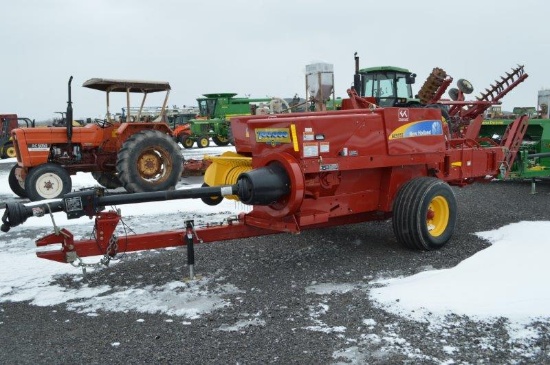 NH BC5070 w/ quarter turn chute, poly protection, wire tire, hyd tension, m
