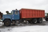 '71 Mack R-685 10 wheel dump truck, w/ 18' steel grain box, 6 speed mack 11