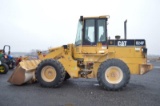 Cat 924F payloader w/ 90