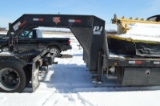 '08 PJ 33' trailer w/ 5th wheel hookup, beaver tail, ramps, tria-axle, elec