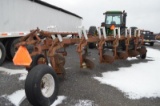 IH 720 6 bottom plow