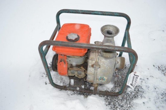 Wisconsin Robin trash pump w/ Wisconsin engine, model# W1185 (Runs Good)