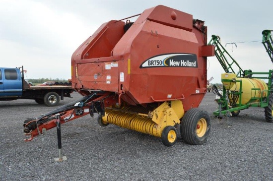 NH BR 750 round baler w/ string tie, 6' pickup width, 540 PTO, 4x6' bales, new belts, serial# 47359