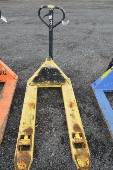 Blue Giant pallet fork