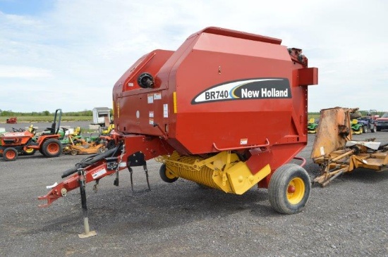 NH BR740 string tie baler (no moniter, can run w/ out it)