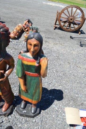 40'' teak wood Indian sqaw statue