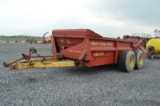 NH 795 manure spreader w/ 16.5L-16.1 tires, tandem axle