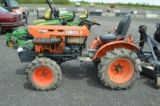 Kubota B7100 lawn tracter w/ 1664 hrs, 4wd, 540 pto, 3pt, top link, 3 front weights, diesel