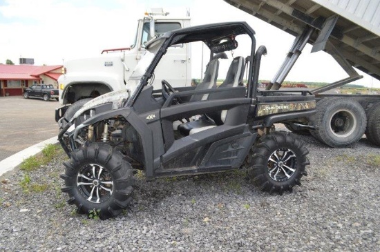'17 JD Gator RSX 860I w/ manual dumping bed, multi-link IRS, camo. exterior, side cab guards, windsh