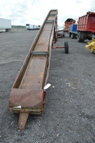 NH '55 Sperryrand 25' bale conveyor w/ Dayton 1hp electric motor, serial# 298167