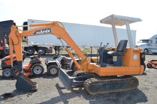 Nissan Hanix mini excavator w/ 4,388 hrs, 18" digging bucket, 10" rubber tracks, 60" front blade, ca