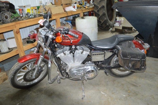 '99 Harley Davidson Sportsman Xl883 motor cycle w/ 6,255 mi,  5 speed manual trans, electric start,