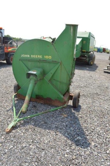 JD 100 forage blower