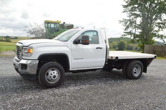 '16 GMC 3500HD pick up truck w/ 814 miles, 4wd, Vortec gas engine, w/ 7.5'x9' aluminum bed, 5th whee