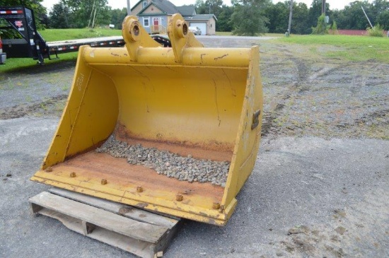 Cat 5' SEC excavator bucket (fits Cat 318- 322)
