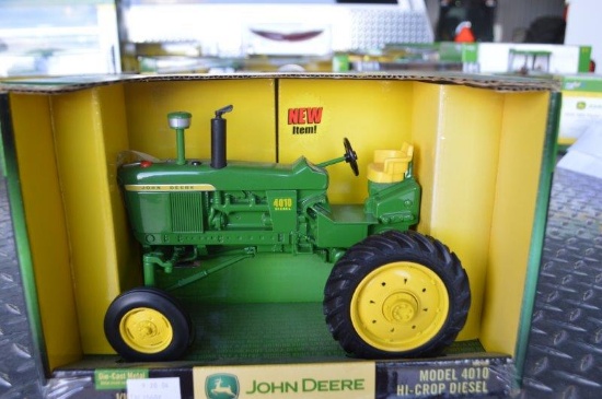 JD 4010 Hi-crop diesel, die-cast metal replica, new in box