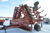 Krause 4820 19 shank Land-Saver chisel plow