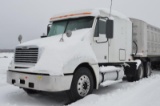 '07 Freightliner w/1,045,904 mi,  series 60 Detriot engine, automatic trans, tandem axle, sleeper, A