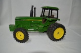 JD 1/16 scale tractor, die-cast metal