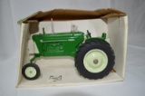 Collector Model Oliver 880, die-cast metal, 1/16 scale, new in box