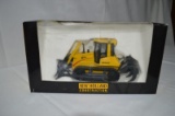 NH DC180 dozer w/ ripper, die-cast meatl, new in box