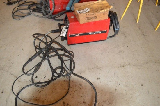 Lincoln Electric Pro-Cut 55 Plasma cutter