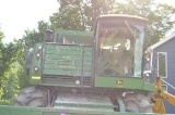 JD 7720 combine w/ 1688 hrs, 4wd, (low hrs)