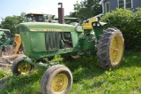 JD 3020 gas w/ 5,522 hrs, Synchro shift, side consol, 540 pto, 15.5-38 rubber, wide front