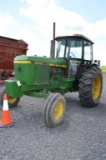 JD 4240 tractor w/ 3hrs (new hr meter, true hrs unknown), power quad, 2 remotes, 540/1000 pto, 3pt,