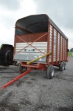 Meyer 3118 rear unload wagon,w/ tandem axle, 540 PTO, lights, SN: QD98272 (stored inside)