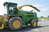 JD 7400 self propelled chopper w/ 3096/1963hrs, 4wd, 30.5L32.5 front tires, 540/65R26 rear tires