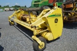 JD 640B 12' hay head