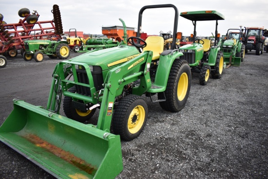 JD 3032E tractor w/ 410hrs, hydro, 4wd, 3pt, pto, 305 loader, open station w/ ROPS