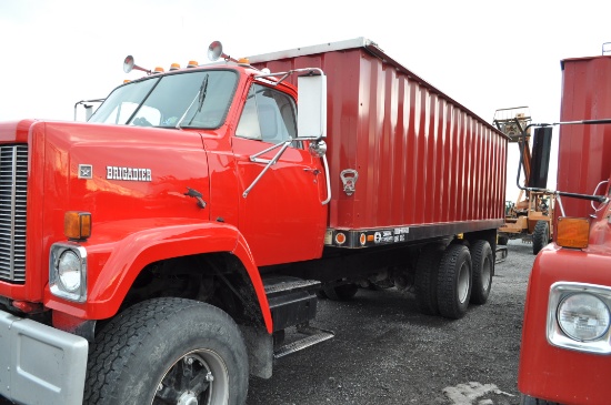 '78 GMC Brigadier grain truck w/ 20' grain box w/ tarp & door, scissor lift, Detroit diesel, 10 spd
