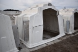 Agri Plastic Super hutch w/ gates