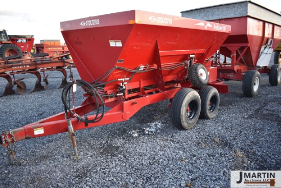 2017 Stoltzfus Redhawk 50F lime/fert spreader