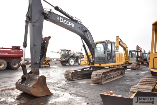 2O10 JD 200DLC excavator