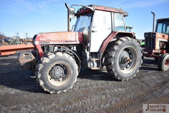 CIH 5240 tractor