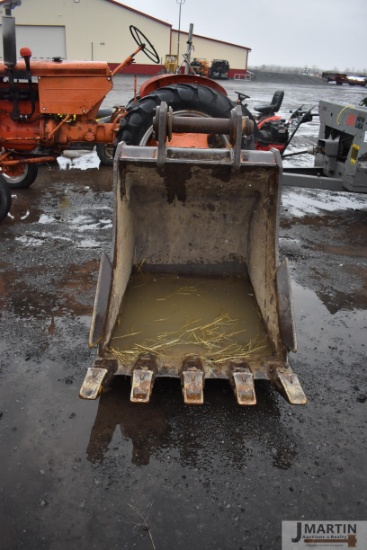 H&H 36'' digging bucket