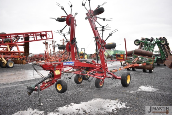 NH Pro-ted 3625 6 star fold-up tedder