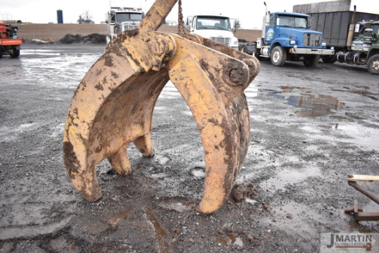 4' excavator grapple
