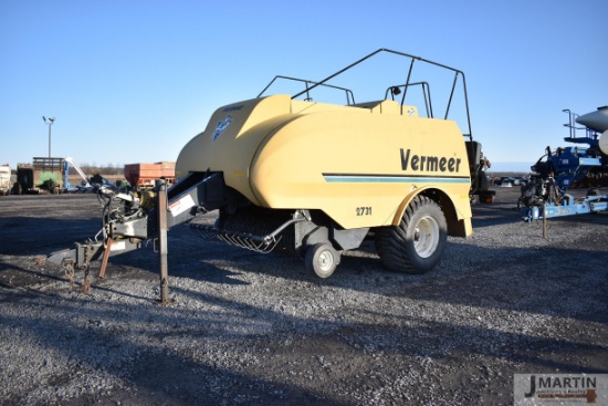 Vermeer 2731 large square baler