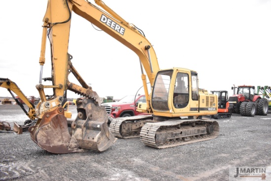 JD 160 LC excavator