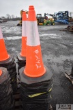25 traffic cones (x25)