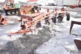 Int 720 5 bottom plow