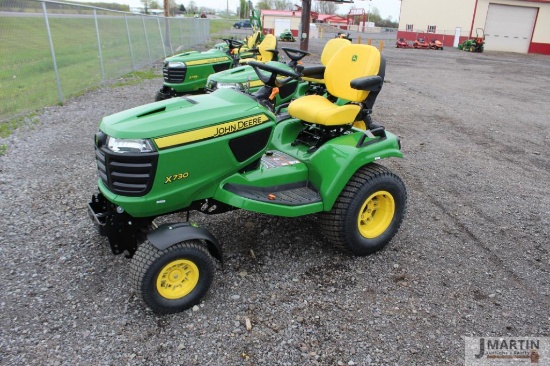 JD X730 lawn tractor